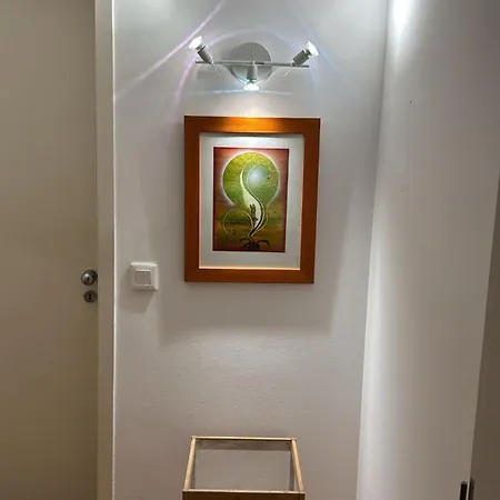 Homestay Bedooms With Shared Bathroom In Accommodation In Historic Largo Do Carmo *
